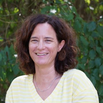 Julia Schlenker